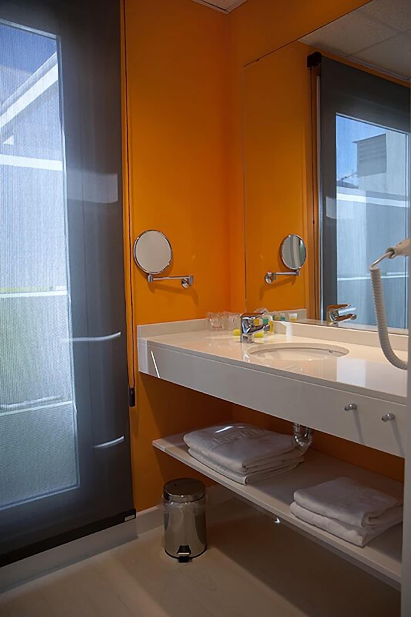 Hotel Europa Jaén Quarto foto